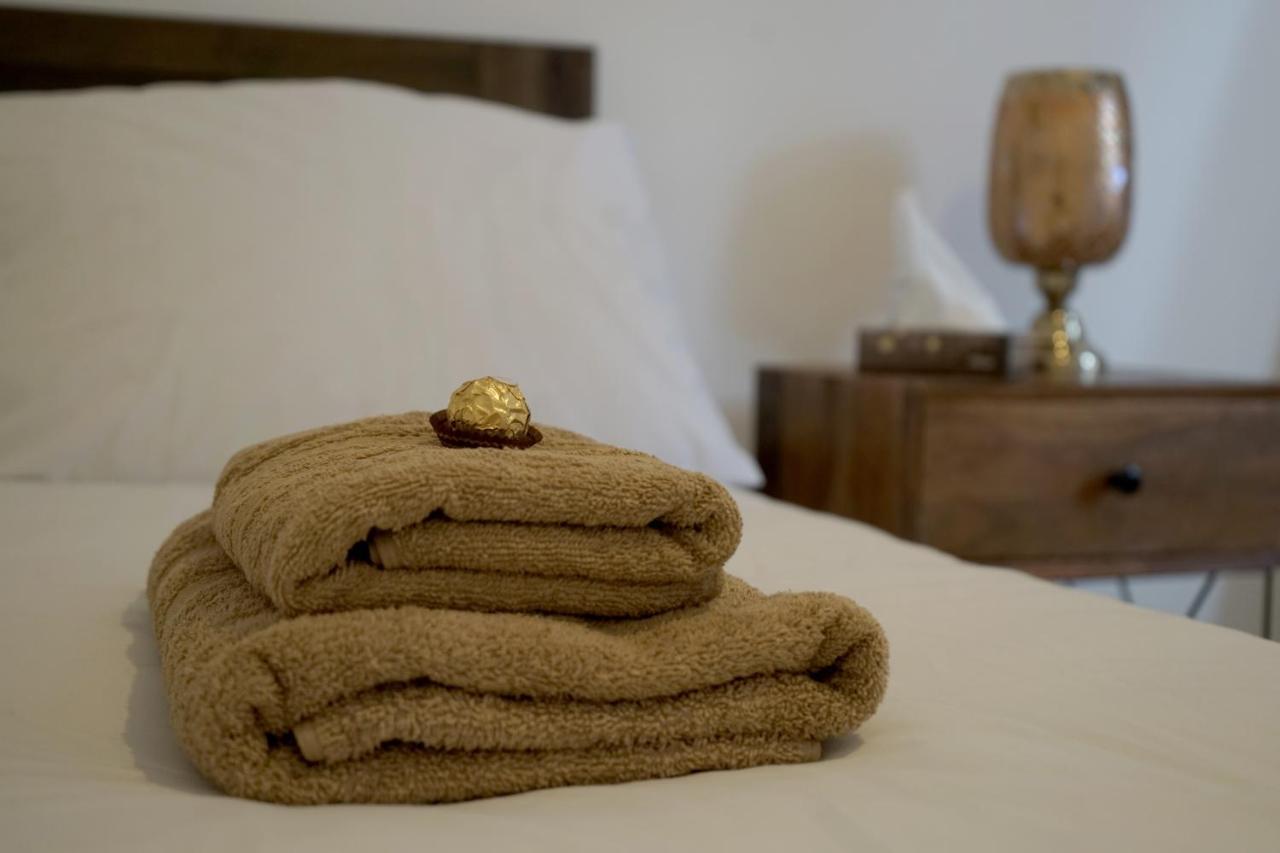 Luxury London Garden Home Sleep 7, 2 Mins To Metro Londres Exterior foto